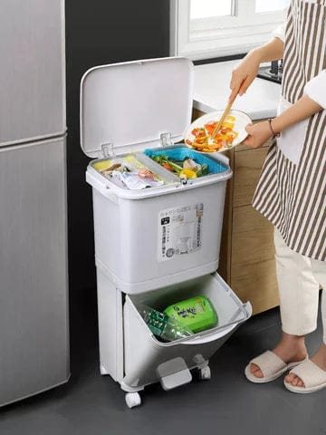 BIG KITCHEN TRASH TROLLY