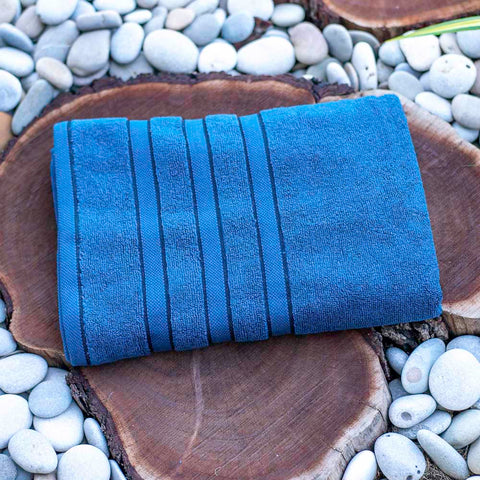 Bath towel dark blue