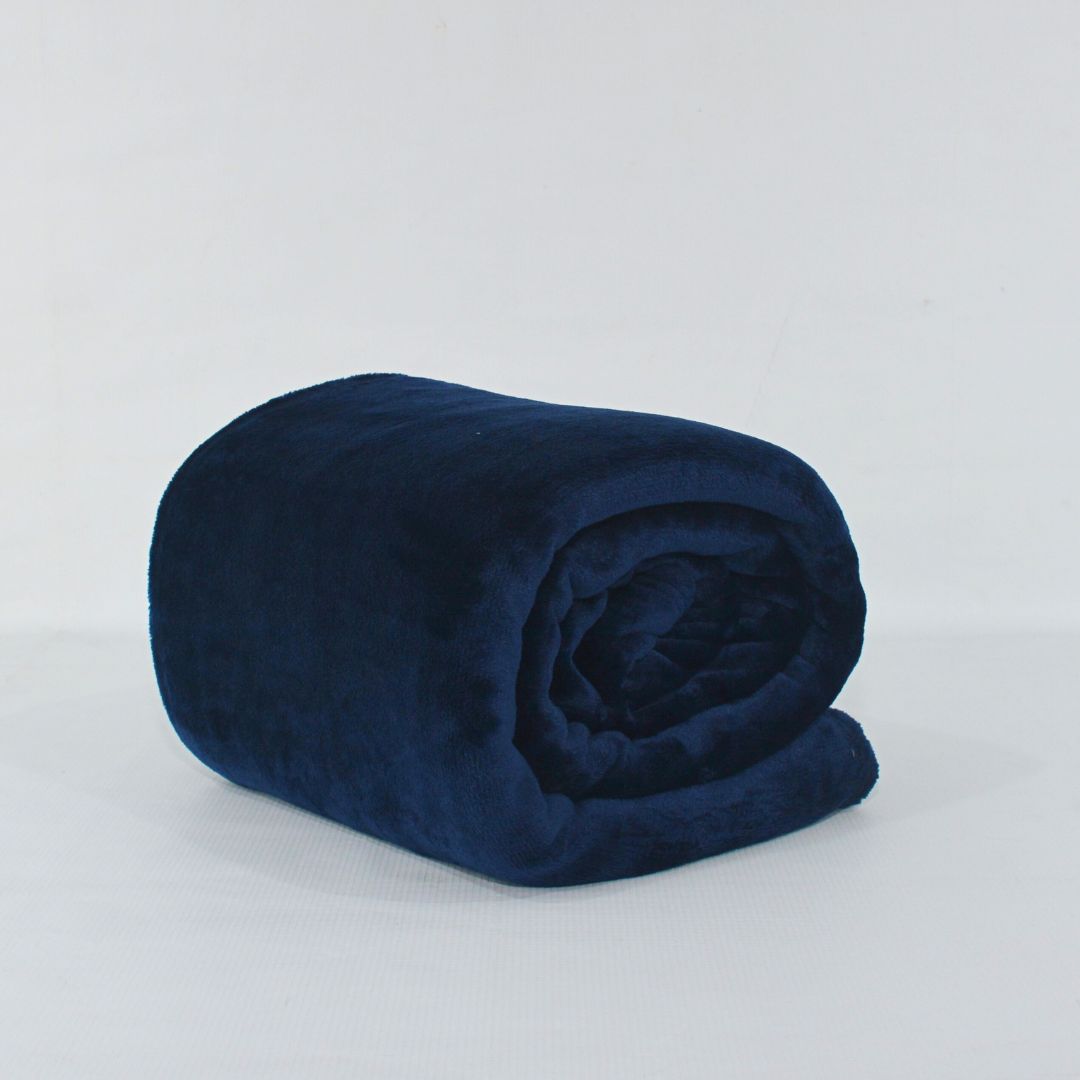 Plush blanket blue