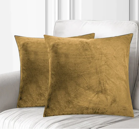 Velvet cushion cover golden